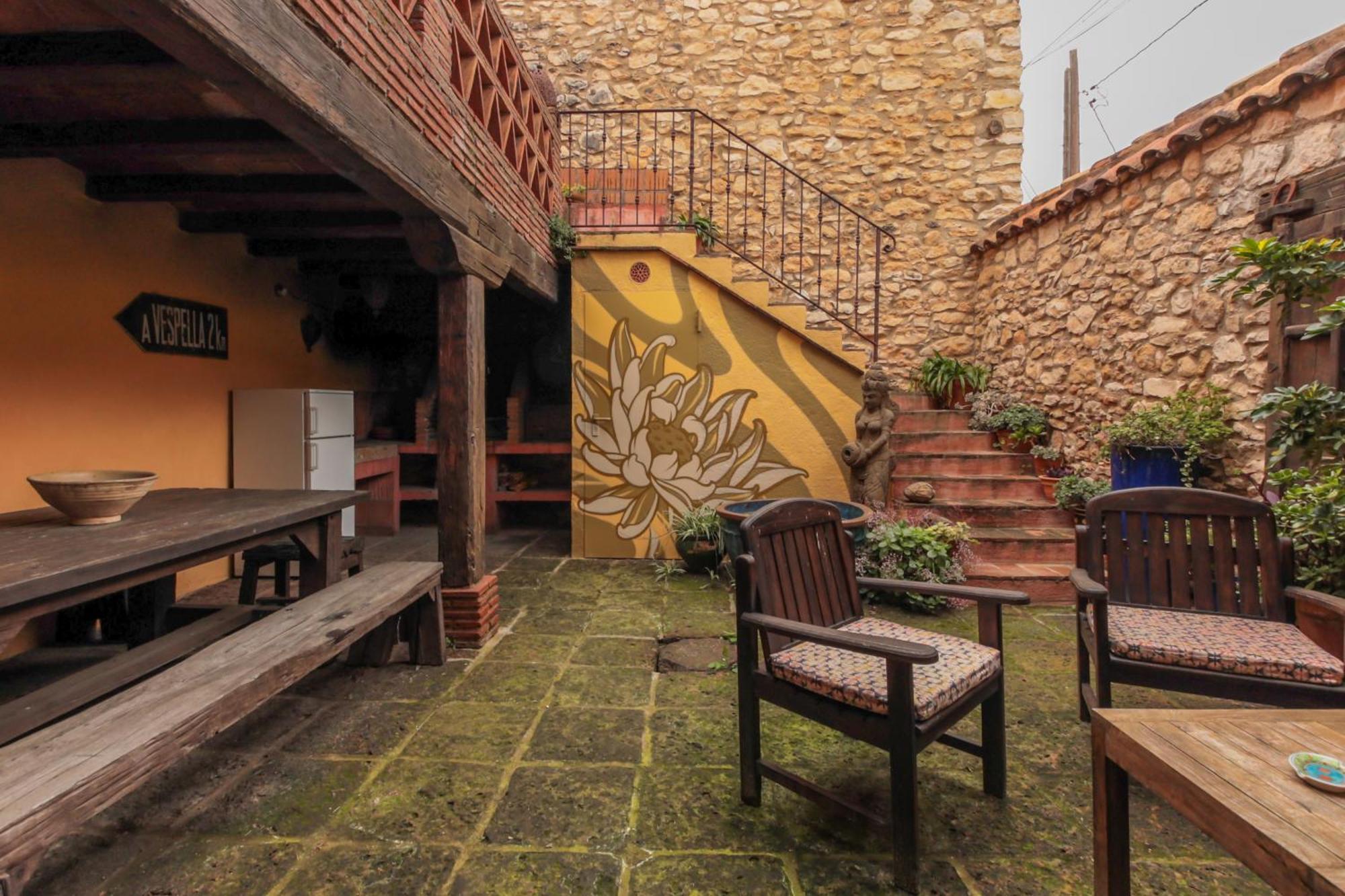 Gasthaus Ca La Petita Den Chinascas Vespellá Exterior foto